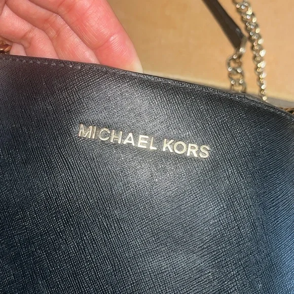 Large Black Michael Kors Susannah Saffiano Leather Tote Bag Gold Chain Straps - Picture 2 of 12